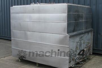 Jacketed Stainless Steel Holding Tank Vat - 4200L - Wilson Tyler Jacketed Stainless Steel Holding Tank Vat - 4200L - Wilson Tyler