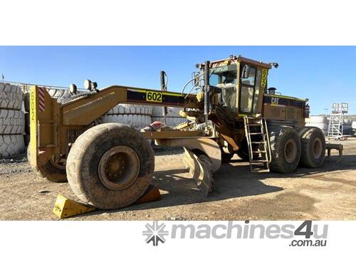 CATERPILLAR 16H GRADER 