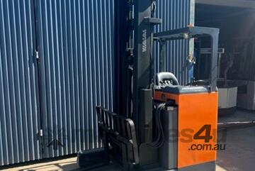 TOYOTA 6FBRE16 BATTERY ELECTRIC SIT DOWN RIDER REACH