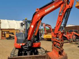 Kubota U55-4G Excavator with Tilt Hitch & Bucket - picture0' - Click to enlarge