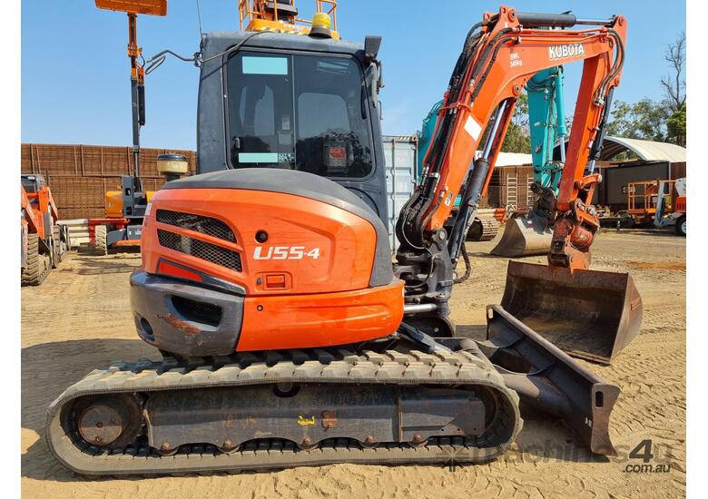 New 2019 Kubota Kubota U554G Excavator with Tilt Hitch Bucket