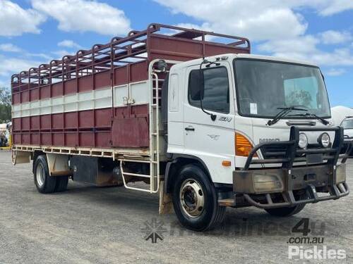 2004 Hino GH1J Cattle Truck