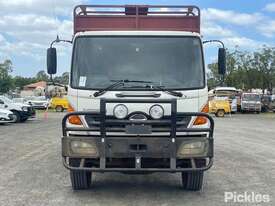 2004 Hino GH1J Cattle Truck - picture0' - Click to enlarge