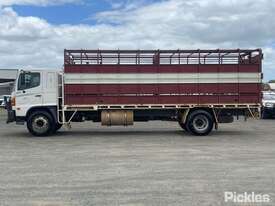 2004 Hino GH1J Cattle Truck - picture2' - Click to enlarge