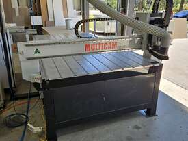 Used Multicam SR2412vi & Dust Extractor  - picture0' - Click to enlarge