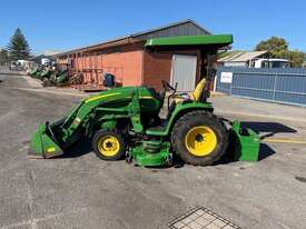 2010 John Deere 3720 Tractor - picture2' - Click to enlarge