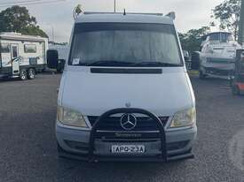 Mercedes-Benz Sprinter 208 - picture0' - Click to enlarge