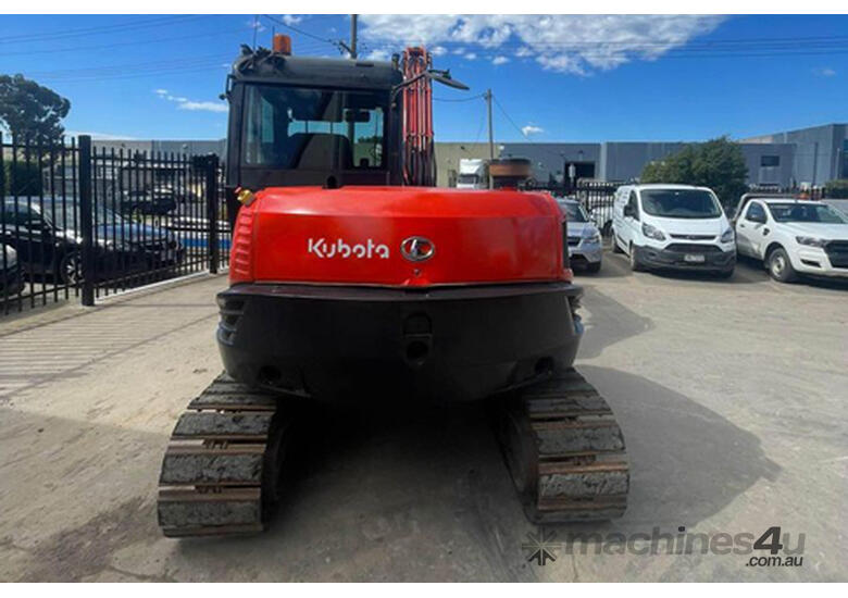 caption Kubota KX-80 8T Excavator: Full Service History, Steel Tracks, Rubber Pads & 3 Buckets