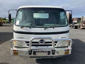 2008 Hino 300 616 Table Top - picture0' - Click to enlarge