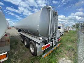 2006 Holmwood Highgate TS40 Tri Axle Fuel Tanker - picture2' - Click to enlarge