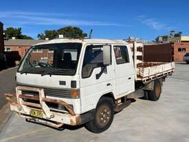 1990 Mazda T4000 Dual Cab Chassis - picture1' - Click to enlarge
