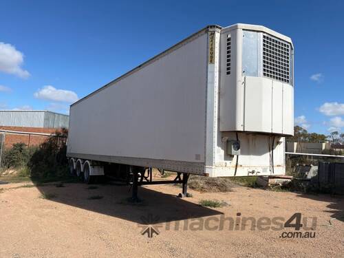 1985 Maxicube Tri Axle Standard 40ft Tri Axle Refrigerated Pantech Trailer