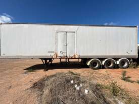 1985 Maxicube Tri Axle Standard 40ft Tri Axle Refrigerated Pantech Trailer - picture2' - Click to enlarge