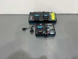 Makita 40V battery chargers - picture1' - Click to enlarge