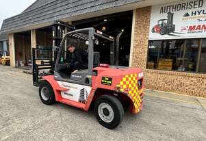 5 Tonne Manitou Forklift For Sale