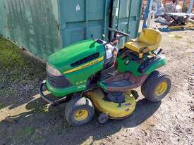 John Deere LA 115 - picture2' - Click to enlarge