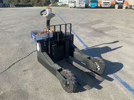 Unknown Electric Pallet Jack - picture0' - Click to enlarge