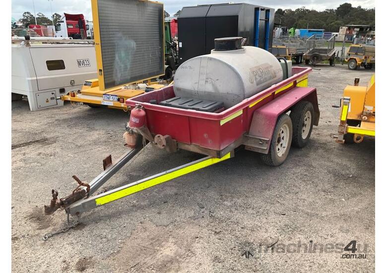 caption 2013 Custom Tandem Axle Fuel Tanker Trailer