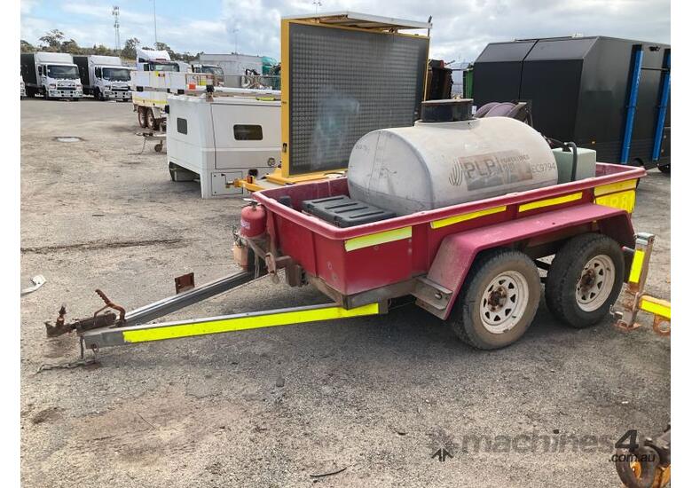 caption 2013 Custom Tandem Axle Fuel Tanker Trailer
