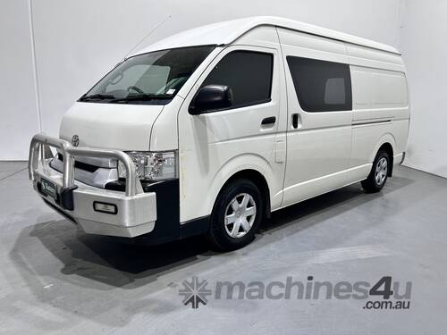 2015 Toyota Hiace SLWB Diesel (Unreserved)