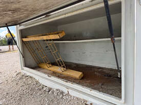 Ute Tray Enclosure with Tool Box - picture0' - Click to enlarge