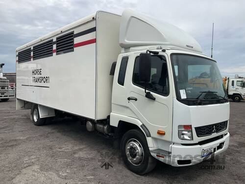 2022 Mitsubishi Fuso Fighter Horse Transporter