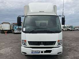 2022 Mitsubishi Fuso Fighter Horse Transporter - picture0' - Click to enlarge