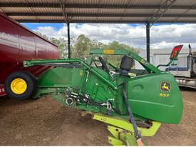 John Deere 615P Header Front Harvester/Header - picture0' - Click to enlarge