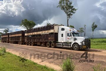 2015 freightliner coronado 122 SD prime mover
