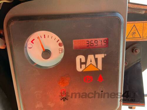 caption 2010 Caterpillar 246C Skid Steer