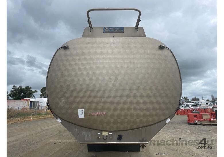 caption 2009 Marshall Lethlean MLLWT-A21-TWTE Tri Axle Fuel Tanker B-Trailer