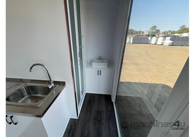 6m Accommodation Pod