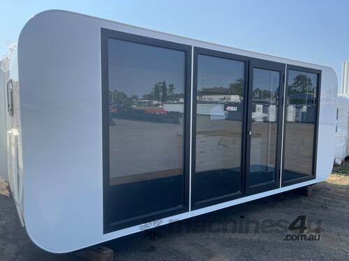 6m Accommodation Pod