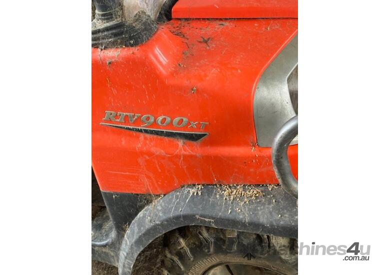 caption kubota RTV 900XT