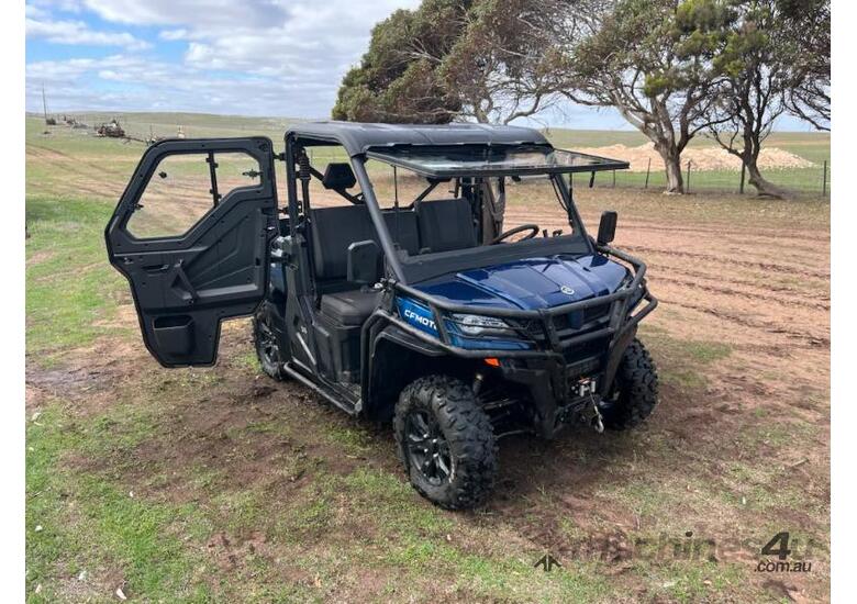 caption CF Moto UForce 1000 Trek Side by Side