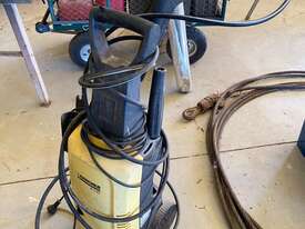 Karcher Pressure Washer - picture0' - Click to enlarge