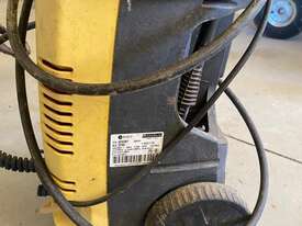 Karcher Pressure Washer - picture0' - Click to enlarge