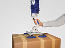 Jumbo Flex picks up boxes, sacks, barrels, cans, etc. - picture2' - Click to enlarge
