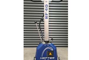 ESCALATOR CLEANING MACHINE
