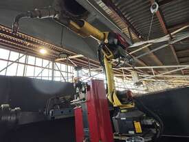 Ferris Wheel Setup Welding Robot – Fanuc Arcmate 100iD/10L Automated - picture0' - Click to enlarge