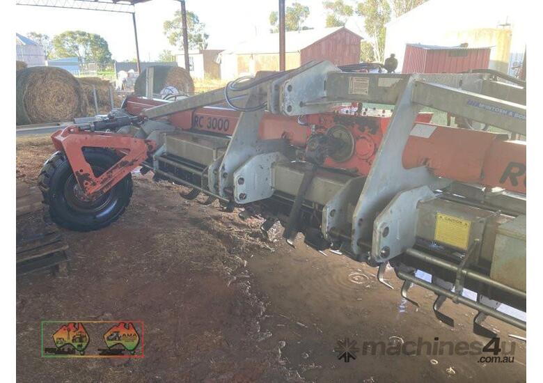 caption (8669) Howard RC3000 Rotary hoe
