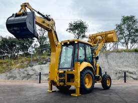 Caterpillar 424 Backhoe Loader 2024 - picture2' - Click to enlarge