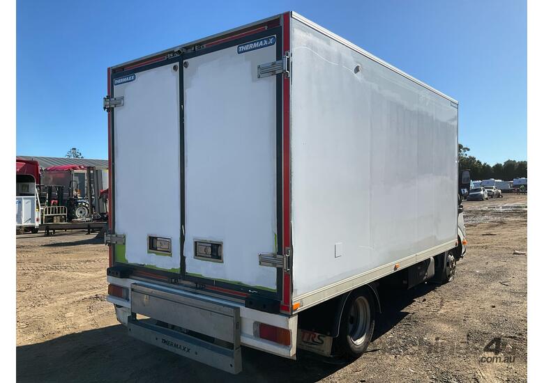 caption 2021 Hino 300 616 Refrigerated Pantech