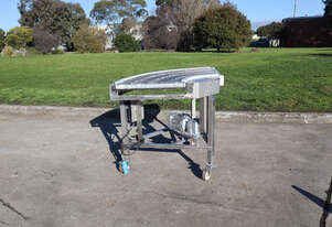 Stainless Steel Curved Corner Motorised Conveyor - 1m Travel Stainless Steel Curved Corner Motorised Conveyor - 1m Travel