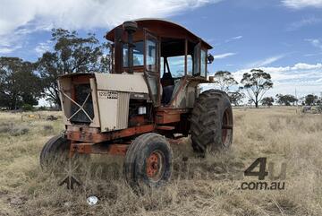 Case   1270 Agri King Tractor