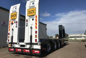 Upt   Swan Neck Trailers