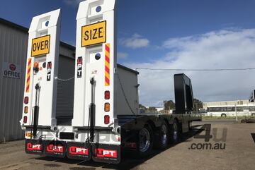 Upt   Swan Neck Trailers