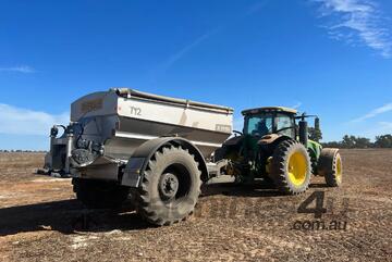 Hansa   T12 Trailing Spreader