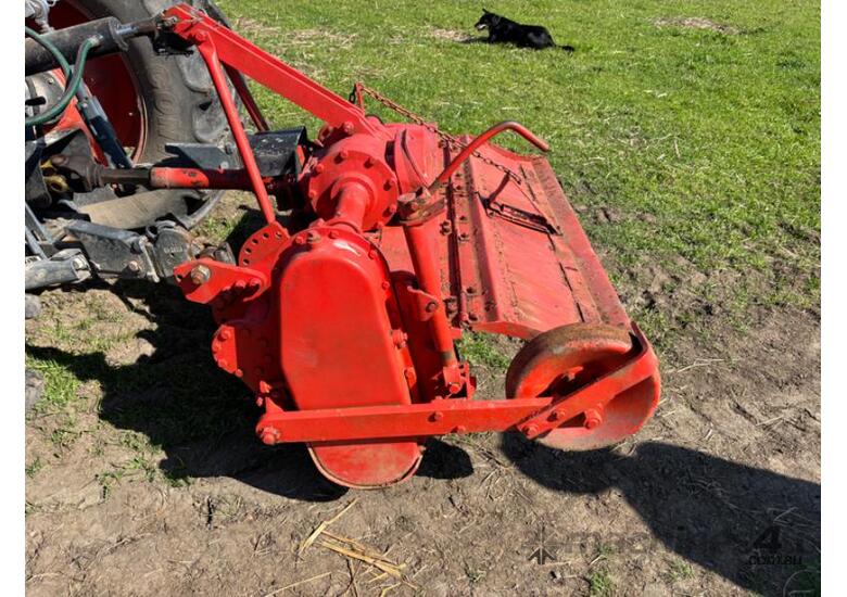 caption HOWARD ROTARY HOE 1.6M