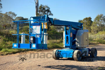 Genie Z34/22N Boom Lift Access & Height Safety Genie Z34/22N Boom Lift Access & Height Safety
